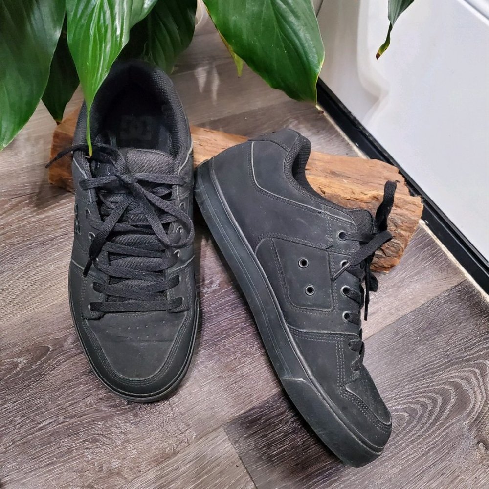 DC Men's Pure Sneakers size 12 Black